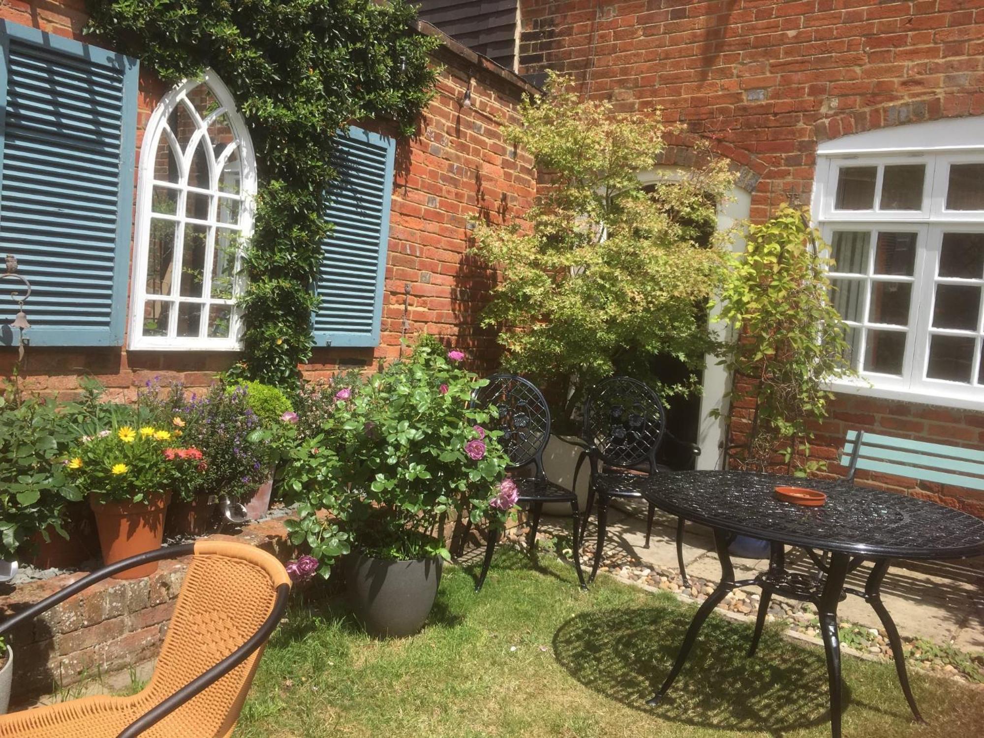 The Palmerston Rooms Romsey Exterior photo